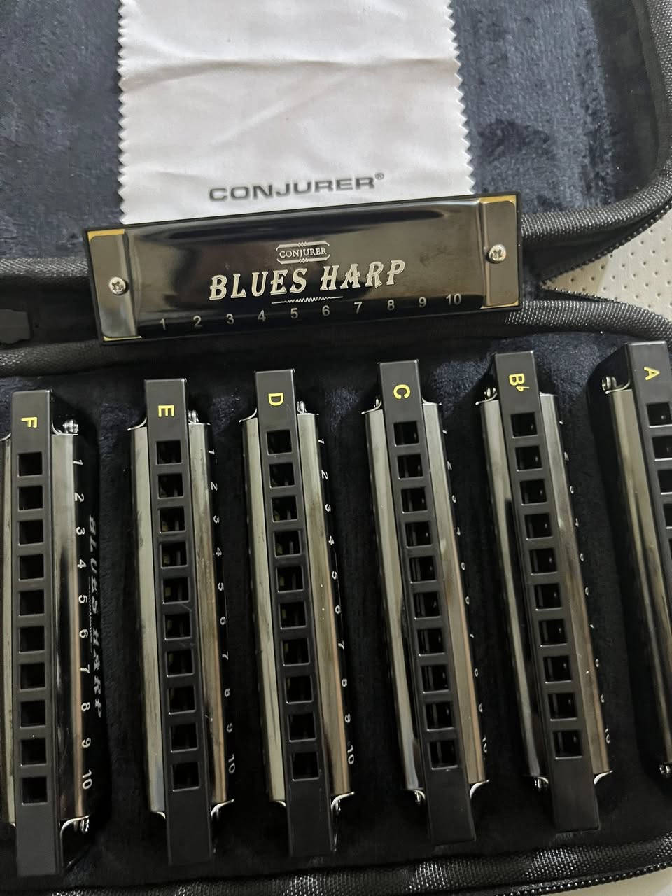 للبيع
هرمونيكا جديد غير مستعمل 10 فتحات 7 قطع 7 نغمات


**إذا كنت صاحب هذا الإعلان وتريد حذفه لأي سبب، رجاءا أرسل رسالة إلى الدعم الفني**