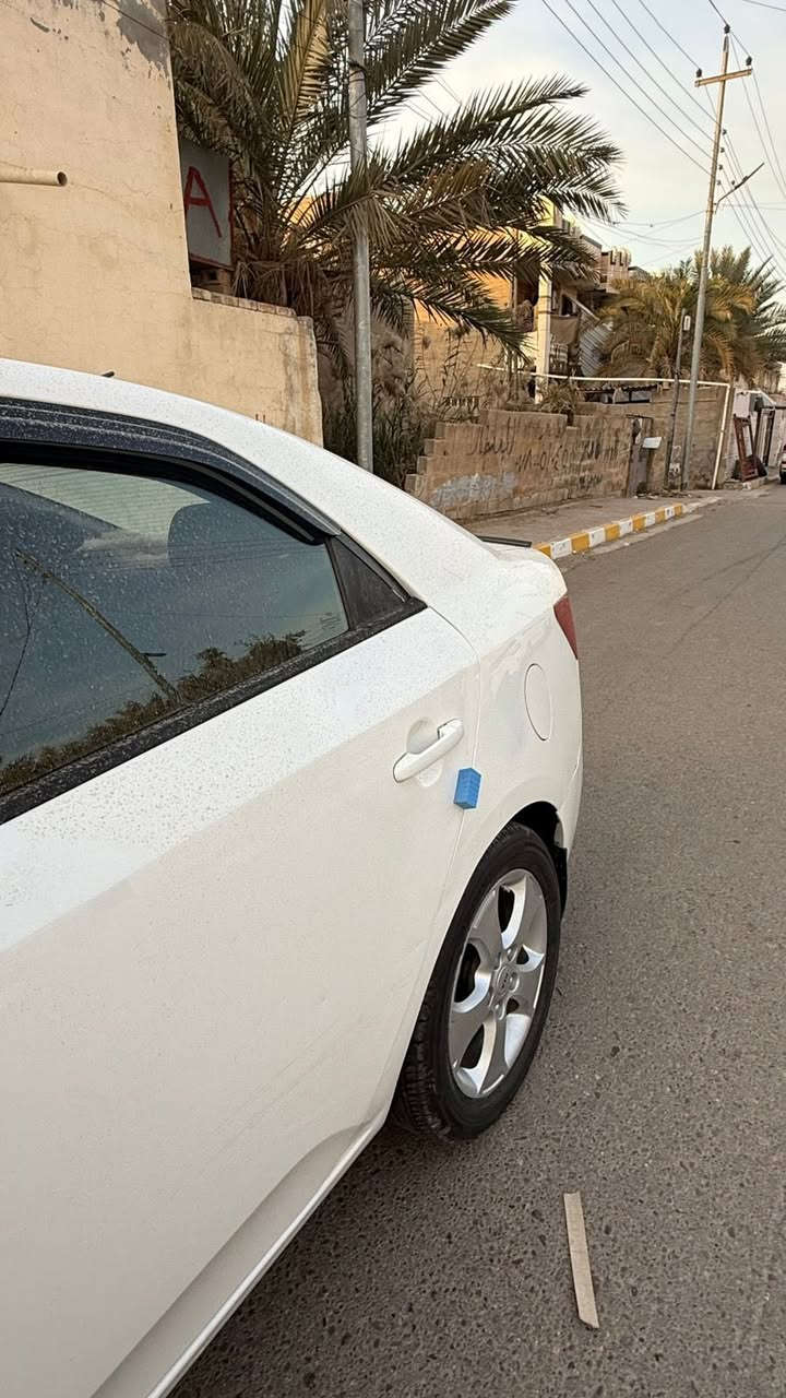 السلام عليكم سيراتو ٢٠١٢ 

خليجي ضرر ٣ قطع صبغ فقط باقي كفاله 
سياره جديده رقم اربيل تحويل مباشر 
السياره مكينه كير كفاله 

تخم تاير جديد 

سعر السياره ٩٥ بيها مجال قليل

مكان السياره الانبار رمادي خمسه كيلو

للاستفسار اتصل ***********
