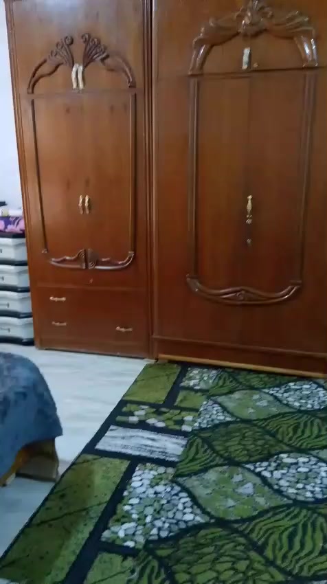 غرفه نوم للبيع السعر ٧٠٠ نضيفه وحلوه احلى من المقطع مكان الموصل الأيسر قوسيات تواصل ع رقم ‭٠٧٥١ ٥٤٢ ٠٢٢٨‬
