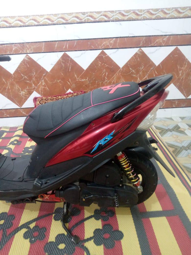 سلام عليكم شباب دراجه ماكس عدله دراجه حلوه ونظيفه ما متعوبه الدراجه اوراقها كامله الدر تيته هندر كلها شغال قلوبات كلها شغاله دراجه نظيفه والسعر 600 وبيها مجال ومكاننا بالعماره بالكحله هذا الرقم اتصلوا علي ***********
