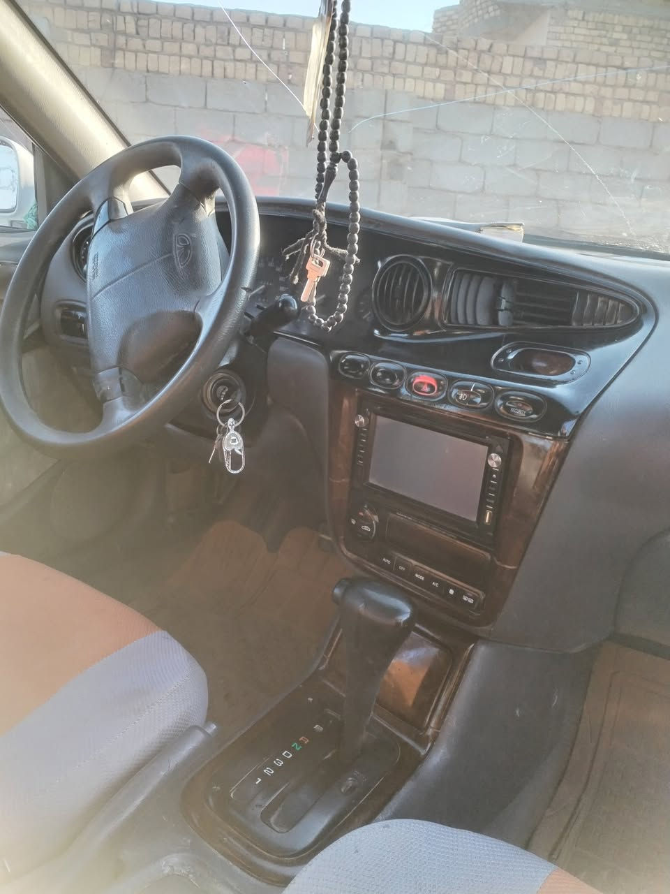 دايو لكنز موديل 2000 بأسمي مشروع وطني رقم نكليزي مكينه وكير خير من الله مكاني ناصريه ترهم مراوس سعرها 35 وبيها مجال الاتصال ***********
