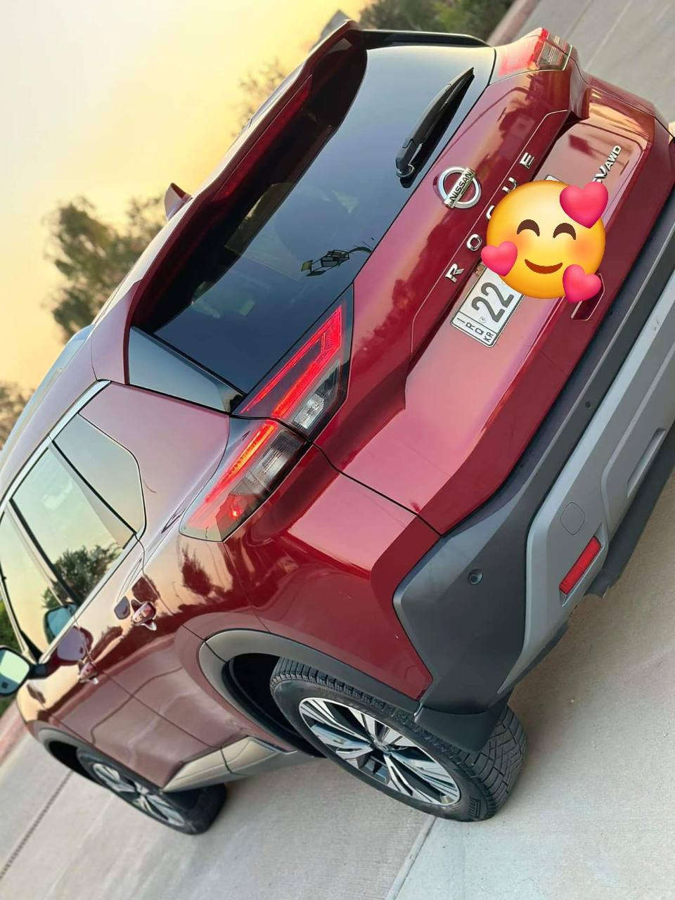 نيسان روج 2021 SV AWD
محرك 4سلندر 
حجم المحرك 2500cc
المواصفات :-
فتحة سقف (بانوراما)
5 كامرات
حساسات خلفية 
رادارت 360
5 مودات قيادة(عادي-سبورت-ثلجي-جبلي-اوتو)
اوتو هولد
هاند بريك بصمة 
تنبيه خروج مسار 
قيادة ذاتية 
توقف ذاتي 
بصمة
كشن كهرباء 
كشنات تدفئة
4 ابواب بصمة مع دخول ذكي
تشغيل عن بعد
شاشة تحديد الاعطال
شاشة كاربلي
تحكمات ستيرن كاملة
دشبول ٣ اللوان اسود ورصاصي وجوزي
ويل كروم 
اشارات بالمري
بروجكتر
نقطة عمياء 
مخرج تايبسي
لايتات LED
فور ويل درايف
الحادث (جاملغ سكن صبغ+بنيد )
ايرباك ستيرن طاك وراجع سستم

 السعر : 18200$
قابل للتفاوض 

للاستفسار أكثر : واتس اب
***********
