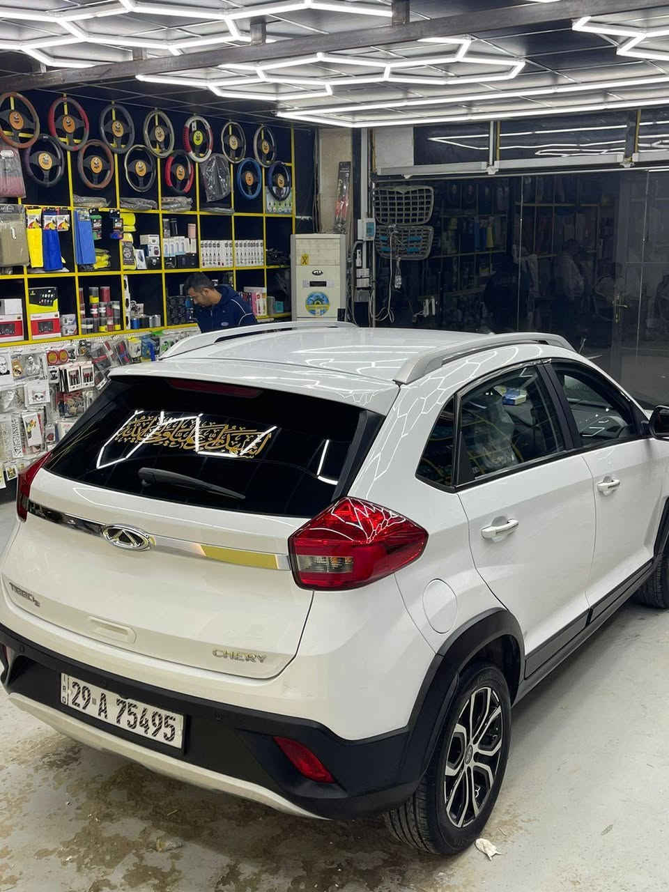 🔹شيري تيكو 2
🔹موديل 2018 
🔹ماشية 92 كم 
🔹مكفوله كفاله عامه 

🔹سعر 95 وبيها مجال قليل 

🔹مكان واسط  

🔹للاستفسار /*********** +***********
