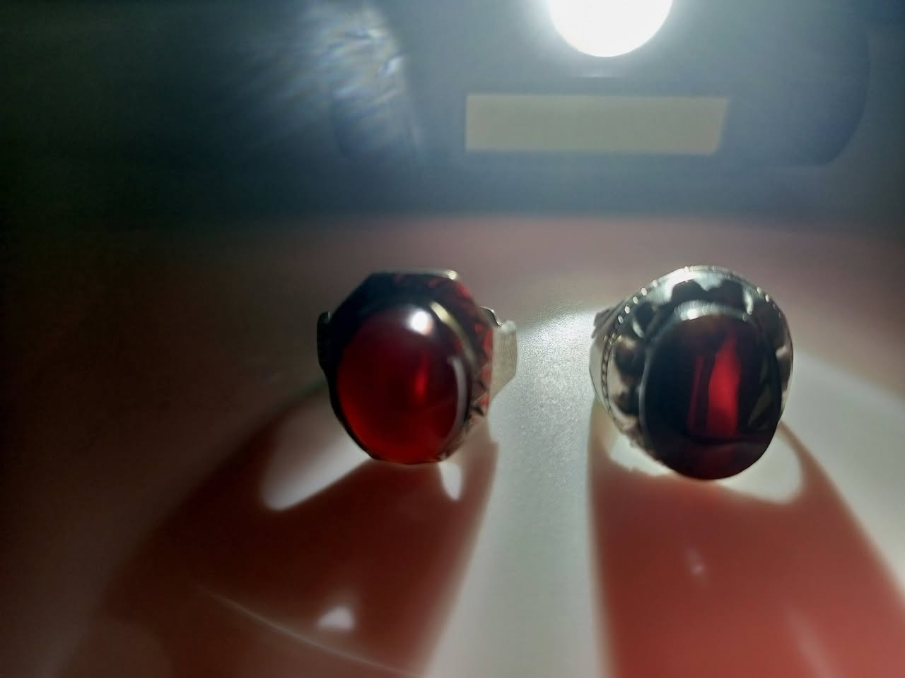 ‏#إكشخ بالعيد ياهو المات وأخذها وياه؟ #عقيقتين✌️شفة ومشمشي، #خنصر او الأيد #الناعمة قياسهم 14 السعر 35 الف #للقطعة الواحدة، واذا تاخذهم إثنينهم التوصيل #علية علق او وتساب ‪***********‬📱
