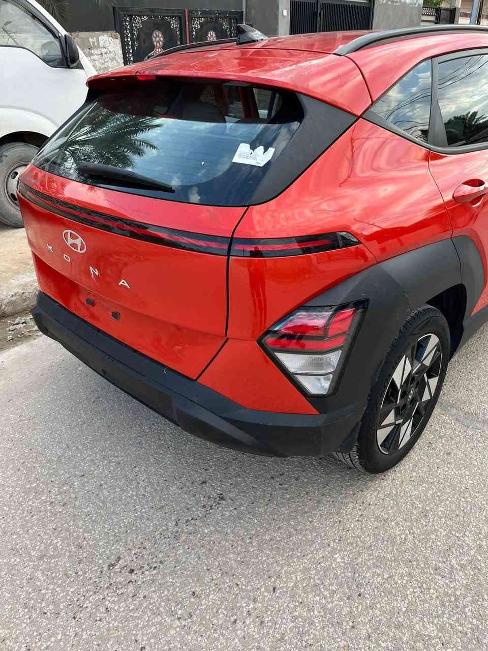 هونداي كونا 2024SEL لون مميز  ماشيه 23الف داخل أوف وايت 
حادث السياره كما موضح بالمنشور  فقط نصف الجنطه صبغ بدون ارباك 
بصمة تشغيل بصمه أبواب   تشغيل عن بعد رادارات 360 درجه أشاير بالمري مقعد السائق كهرباء شاشه ديچيتال فول ليد زينون امامي  خلفي تحديد مسار  قيادة ذاتيه كامرا 360 درجه ترقم جميع المحافظات 
السعر 164 ورقه وبيها مجال بسيط
بابل حله شارع 60
***********
***********
