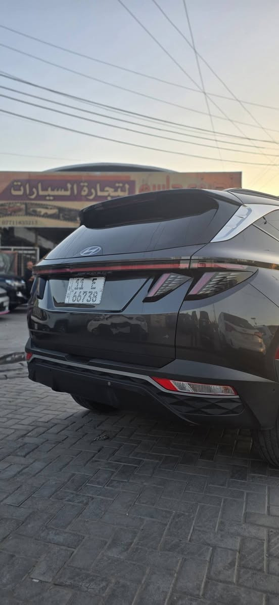 توكسان 2024 وارد امريكي لمتد limited 1/1
حادث طخة بسيطة بقبق الجنطة ونسبة غرق بسيطة جدا (مكينة شغالة من امريكا) 
صور الحادث بلمنشور
5NMJECDEXRH348995
وهذا الشاصي
ماشية ٢٦٠٠٠ ميل 
محرك 2500 gdi 
السيارة فول مواصفات للاخير
 مايحتاج نذكر مواصفاتها معروفة 
السعر ١٨٠ وبيها مجال 
للاتصال ***********
مكاني بغداد حي اور 
متواجد انترنت واتساب
