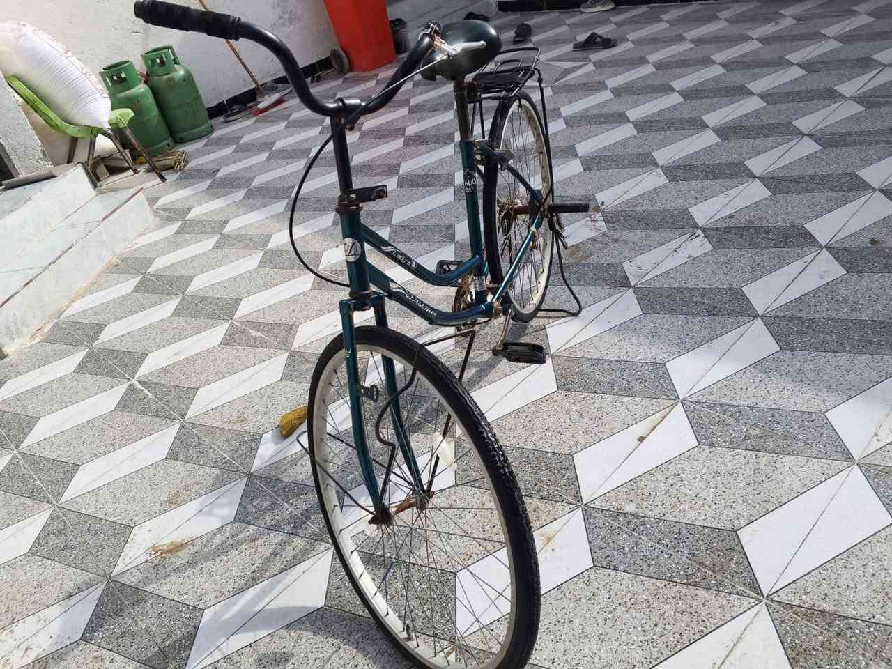 السلام عليكم بايسكل للبيع سعر 45 وبيها مجال للطيبين
مكاني البصرة شط العرب


**إذا كنت صاحب هذا الإعلان وتريد حذفه لأي سبب، رجاءا أرسل رسالة إلى الدعم الفني**