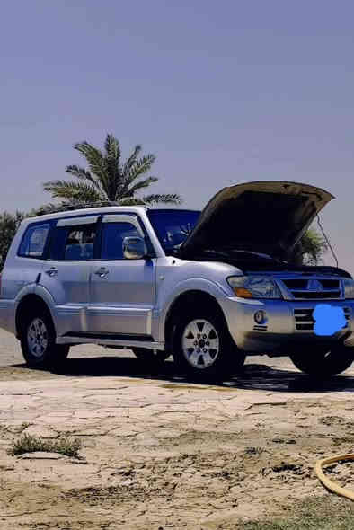 باجي    ٢٠٠٧    بغداد
فور ويل 
٣    قطع   تبريد 
شاشة 
محرك    /   ٣٠٠٠
مري شفط 
رقم بغداد باسمي 
السعر   (   ٩٨  )   
مكاني   بغداد 
***********
