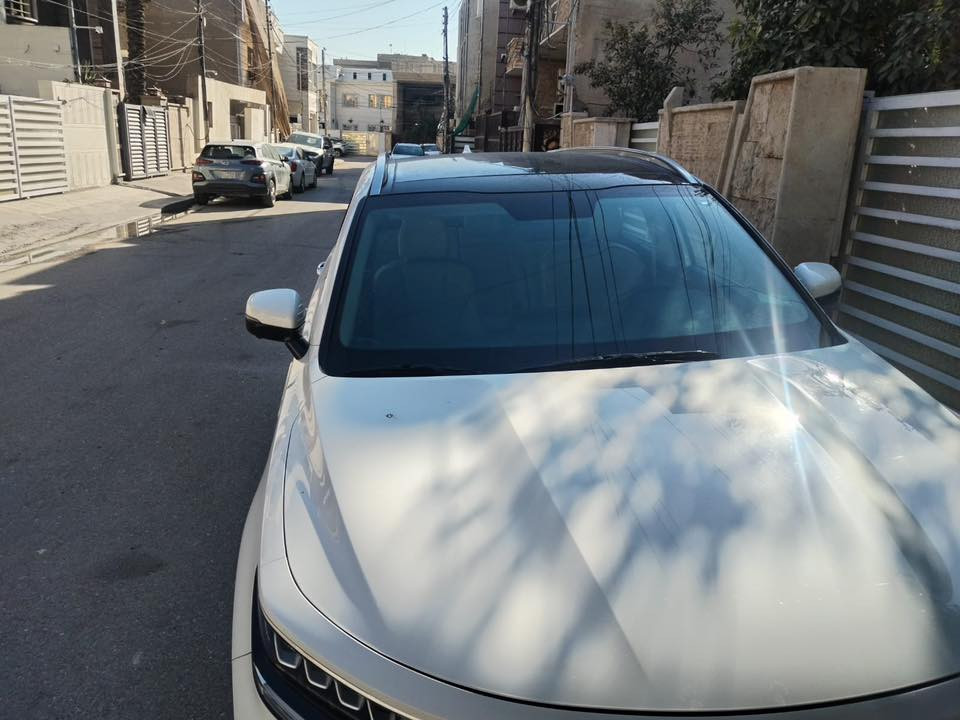 السلام عليكم
كيا سورينتو ابيض للبيع 
موديل 2023
خليجي فول مواصفات 1/1 عدا فول ويل
ماشيه 58 الف وقابل للزيادة
تخم تايرات جديد قبل اسبوع اشتريته
سبير منازل 
بصمه عدد 2
اشتريتها حديثه زيرو ع ايدي
فقط طخة صغير باب الصدر الي بصف السايق بدون تصليح 
رقم اربيل سنويه حديثه وسيارة باسمي ثاني يوم تحويل 
السعر 32الف (3 شدات وعشرين ورقة)
بغداد / السيدية
*********** متاح واتس
