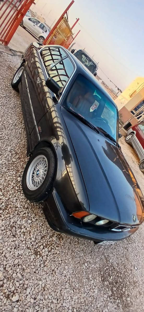 ٥٢٥ مسكر فول اتوماتيك غاز بانزين سياره  بسمي رقم انكليزي بغداد ٥ ويل كب ضربه ماكو صبغ جماليه تبريد شغال فتحه سلايت شغال بيه هواي مواصفات لايت زنون سعره ٦٠ بيه مجال   ***********نجف

