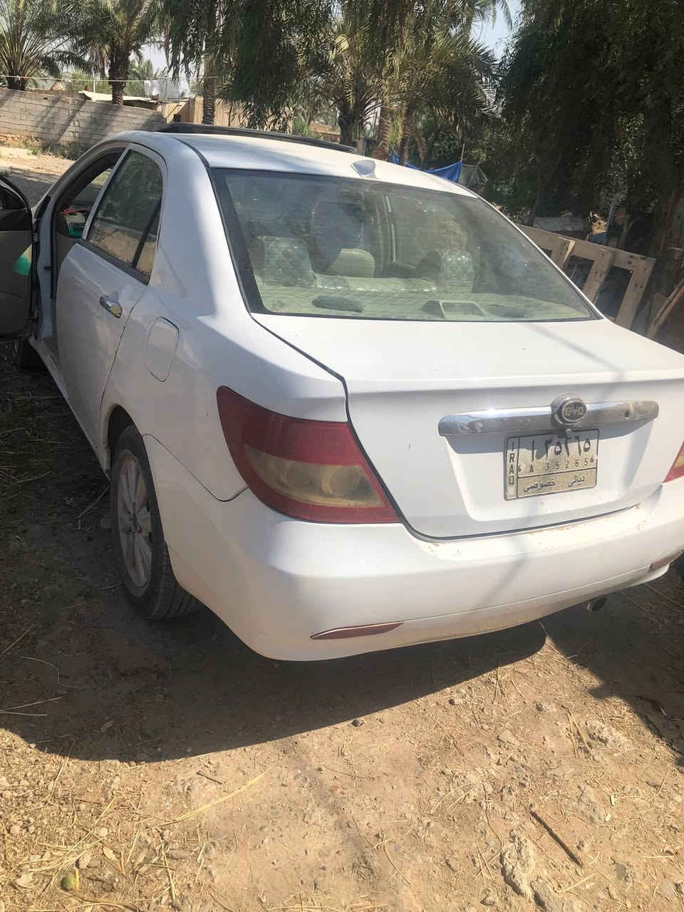 سيارة بي واي دي اف ثري موديل ٢.١٣ السعر٤. ورقةلشراي بيه مجال قليل رقم المبايل***********
