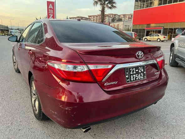 تويوتا كامري ٢٠١٧ xse v6 شةش بستون ساغ ساغ ساغ  فول فول سلايد كوشن جلد و كارةبا و هيتةر سي كير ئوتوماتيك و عادي و كير سوكان تراكشن سوكان فوليوم تةحديد سورعة بةسمة شاشة كةورة و كاميرا تةبريد لةمس سةيارةيةكي جوان و مةربوتة جوار بارجةي بوياغة بةس يةك بارجةياني دةعمة كة جةمةلةغي دواوةية ئةو سيانةي تر لةسةر ساغية سعري ٨٥ كةلا و مةجاليكي كةمة ***********
