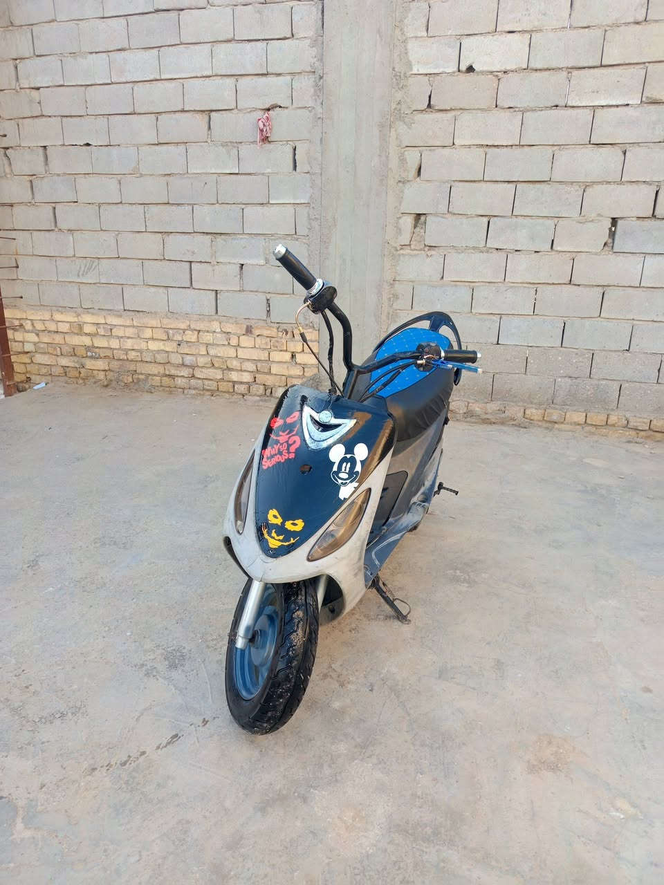 ماكس منغولي لبيع دراجه خير من الله ماناقصهه شي    ديوانيه حمزه شرقي  ***********
