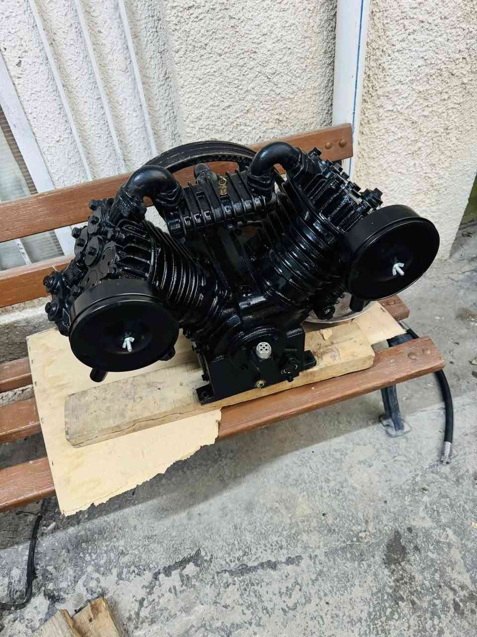 تاروسة ضاغطة 4 بساتم اكبر حجم نظيف جدا مستعمل قليل شرط شغل وفحص 
السعر 400 وبي مجال بسيط 
مكاني بغداد 
***********
