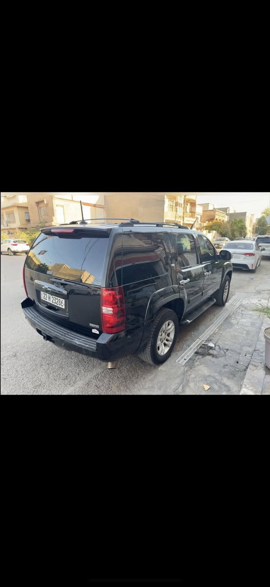 السلام عليكم تاهو موديل 2009 z71 كنديه بدون حادث بدون ايرباك بيه تبديل بنيد بالعراق مطخوخ ومبدل كشن مفصول السياره نضيفه سنويه بااسمي السعر المطلوب 208 وبيه مجال  للشراي للاستفسار ***********
