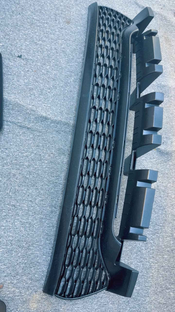 السلام عليكم
شباج دعامية جارجر وايد بدي نظافة 100% جديد لوك
للبيـع 
مكاني بغداد شارع فلسطين
بيش يخدمك خابرني

***********
