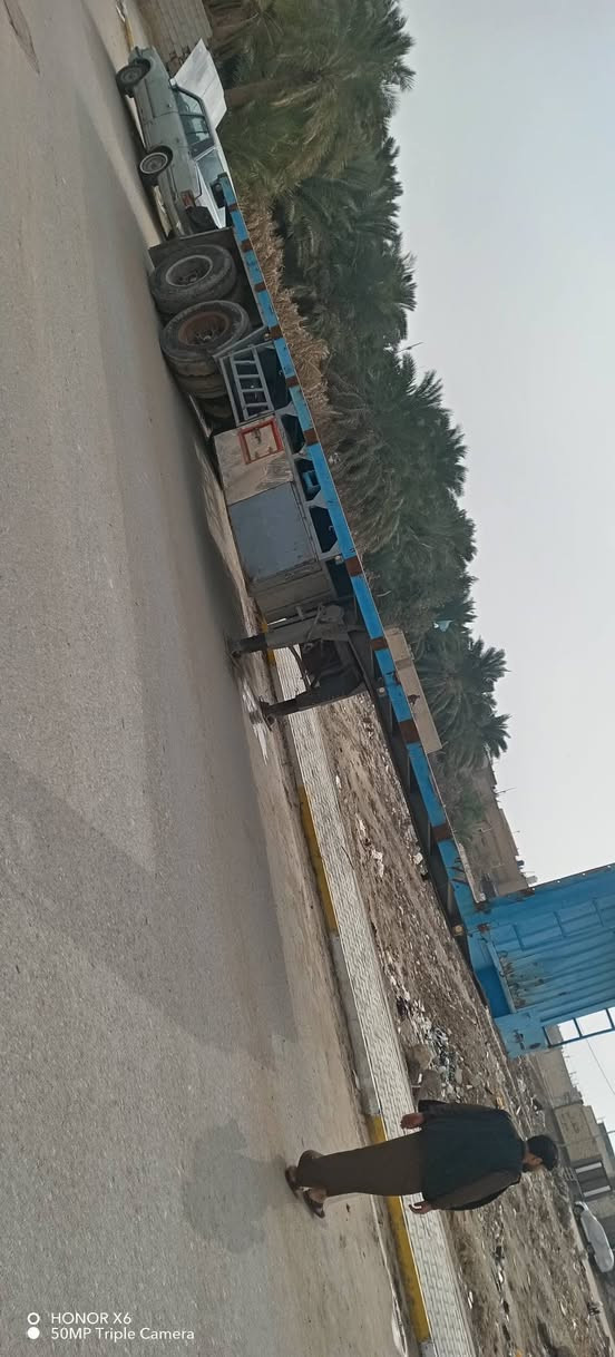 عربانه اجناب بلوم دنكيرين ٢٤ متخمه اجناب رتفاع ١٨٠ ومكفوله ب٥٥ وبيه مجال مكان السماوه ***********
