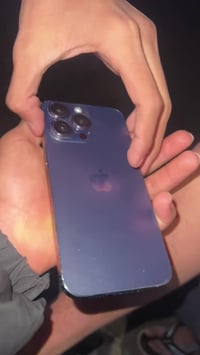 آيفون ١٤برو ماكس بيع مستعجل وتصوير مستعجل بي ضرر بشاشة فقط كدامك عنوان...