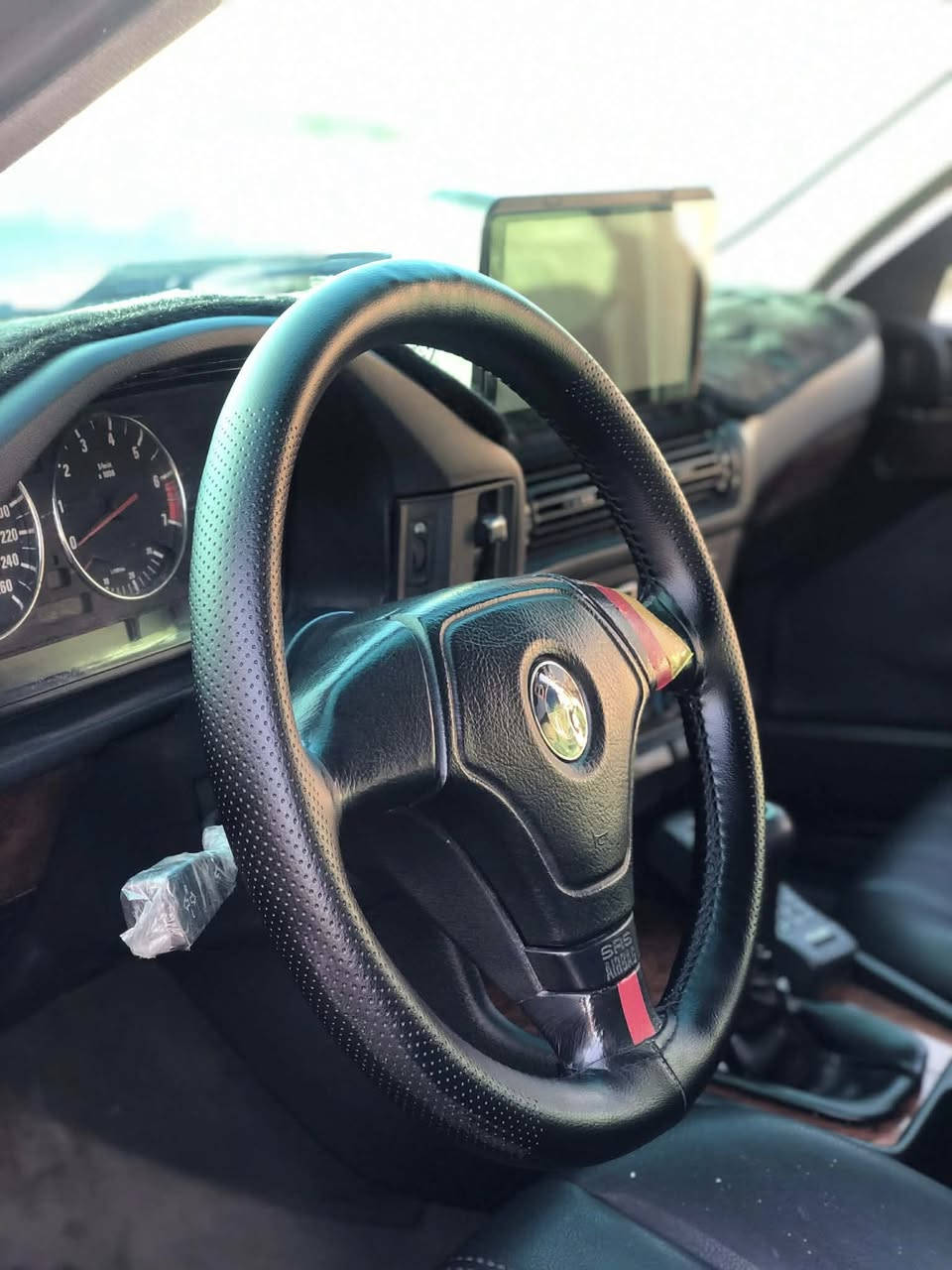 سعره 53 بيه مجال  بسيط بيع مستعجل  دبل ايربك دبل جكمجه دخله كله جلد داخله ضاج مريات كهرباء  تبريد تدفئه شغال   Mدوسات Mدعاميه Mشاشه كامره طخم امامي وخلفي جديد تبريد قطعتين  كهربائية كله  شغال ABS شغال زرع عدسات مل لاندكروز ابو خط برده خلفي عطر  M دركه M كيجات جديد باتري جديد 100 امبير ارقام جديد كابون تحويل شرط ايرفلو جديد شوته رياضي السياره كامله ما بي براغي نقص  ومجال اربع جامات كهرباء   موديل 89 محدث بل كامل 93 اصل السياره 525 كير ومكينه 20 ويه الضفيره اكسل 525 سحب فول التواصل ***********.  او *********** كيجات جديد باتري جديد تايرت
