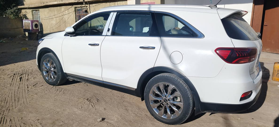 السلام عليكم ورحمة الله وبركاته 
سورنتو 2018
شكل2020
كفاله عامة رقم بابل إنجليزي 
رقم الهاتف 
***********
***********
خابر و تدلل
