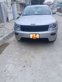 لاريدو • ٢٠١٩ • لون حلو