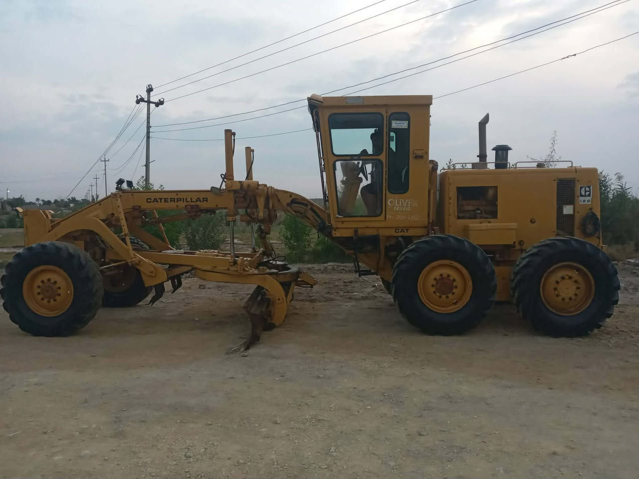 السلام عليكم اللبيع كريدر كتر بلر 12Gمكينه نضيفه كفاله  عامه برقي مامفتوح بيها  موديل 1986 باسمي رقم بصره السعر الاستفسار ع رقم ***********
