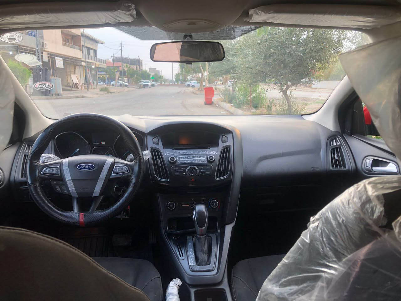 فورد فوكس 2017se

محرك 20 مرغوب 
قطعتين صبغ بونيد وجامرلخ سكن بدون دواخل بدون ايرباك
محرك گير تحويل بشرط
بيها دفتر بنزين 
مكان السياره كركوك 
سعر88
*********** كركوك, العراق
