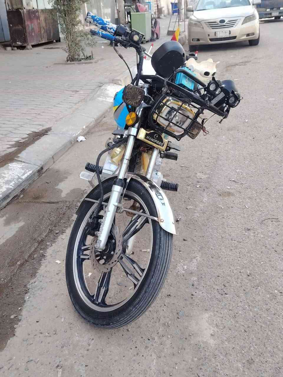 السلام عليكم للبيع دراجة
موديل 2023
 السعر 550
وبي بصمات2 عن بعد يشتغل 
 العنوان تكريت شارع الاحتفالات 
رقم الهاتف ***********
