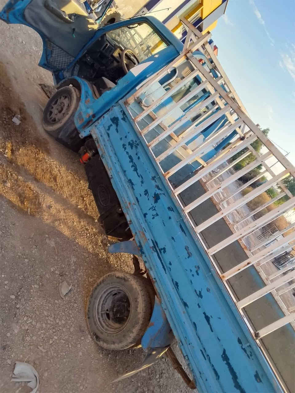 السلام عليكم 
كيا بنكو 
للبيع سعر 37وبيه مجال موديل 93 مكاني كركوكك 
سنويه ل 31 بسمي رقم كركوك نكليزي
للاستفسار الاتصال ***********
