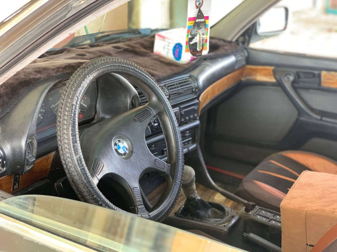 للبيع بي ام دبليو فول عادي ٧٣٠فول جوم كهرب ٤ رقم ألماني نينوى شرط التحويل من الشرعي محرك فل كير عادي تبريد يعوزو غاز تايرات طخم جديد باتري جديد سنويه ٢٩ المحرك بداية رخاوه *********** السعر ٣٨ وبيها مجال ينزل حك التعمير من السعر لا صرف ولا نفخ بداية رخاوه فقط ويرهم مراوس فرخ بطه، بطه كورلا العنوان جنوب الموصل مفرق الشورة قرب مول الشاهين
