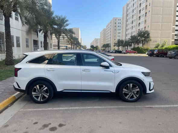 موديل 2021 كوري رقم بغداد تحويل مباشر 
مكفوله كفاله عامه من كلشي. 

ماشيه 82 الف كم حقيقي ع ايد وحده 

4 سلندر كاز 

مواصفات: 

بصمه تشغيل 

بصمه ابواب وصندوق 

ترحيب 

اشاير بالمري شفط كهرباء 

كشنات كهرباء جلد 

7 راكب 3 قطع تبريد

صندوق كهربائيّ 

لد امامي وخلفي 

شاشه وكامرة وحساسات 

ويل كـاب 

انظمة قيادة 

بيها بعد مواصفات 

رقم بغداد بإسمي تحويل مباشر 

سيارة جديده بحاله لزيرو 

السعر 245وبيه مجال ترهم مراوس 

المكان الناصريه قضاء الشطره

***********
