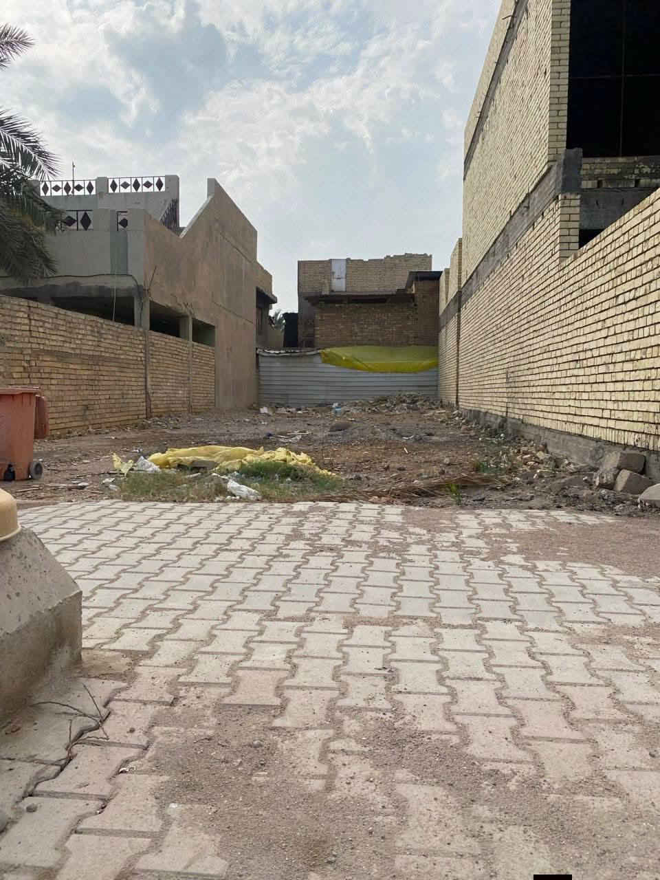 للبيع للبيع ...
قطعه ارض 200 م.  

موقع الصويرة حي العسكري  شارع الشهيد عمار 
قريبه من الشارع العام  شارع 20. موقع جدا ممتاز 

***********  اتصال / واتساب 
.
