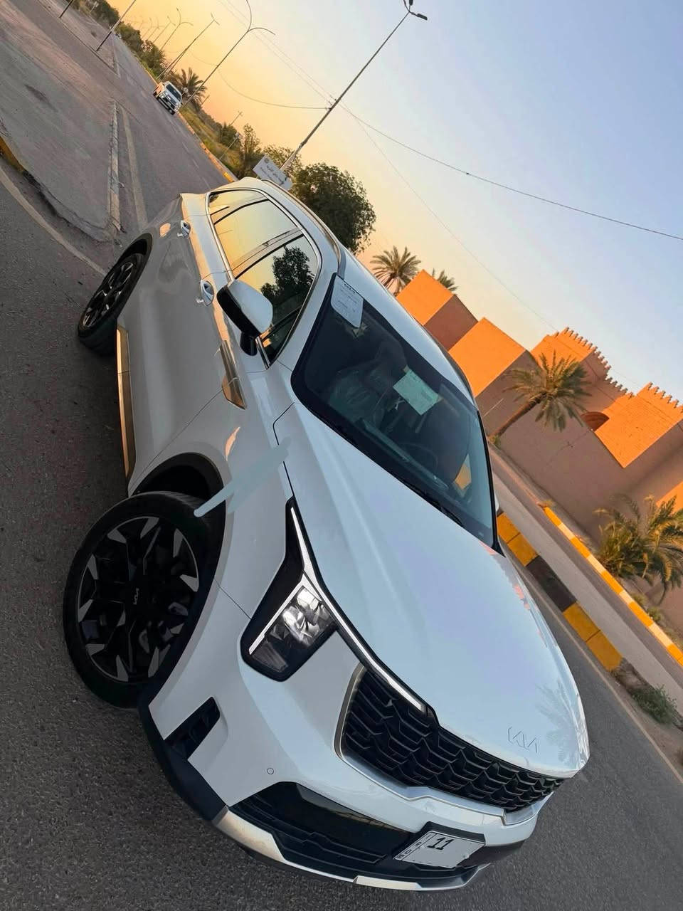 كيا سورنتو 2024 🔥 
ويل 20  🔥 
داتا شوووو 🔥
ماشية 45000 KM بعدها وضع زيروو شرط مكفولة من التكحيل و الشخط والرصعه والبارد 🔥
لوحات وسنوية وهزه جديده و كامل 
 6 سلندر 3500 المحرك 
كير ماوس هاند بريك دكمة 
تشغيل عن بعد والترحيب 
شاشة GPS متصل مع عداد ديجتال 
7راكب مع ٣ قطع تبريد 
لايت led
صندوك كهرباء 
ويل 20 المرغوب
حساسات ٨ + بردات خلفية 
السعر :  28700 $ ( دفترين و 87 ورقة ) 
رقم صاحب السيارة : ***********
‏‭‬العنوان : بغداد- السيدية
