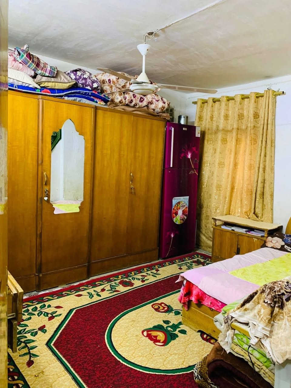 دار للبيع في حي الجامعة قرب كليه التمريض طابو صرف مساحه البيت 180م واجهة 9م
الطابق الأرضي يحتوي على 

هول + غرف نوم عدد 2 + مطبخ + صحيات 

وكذلك يحتوي على هيكل 

الهيكل يحتوي على (صاله + غرف نوم عدد 2 + صحيات  + منور)

الطابق الثاني يحتوي على 

هول + غرفه نوم + مطبخ + صحيات 

الاستفسار اكثر الاتصال ع الرقم

***********

‭***********
