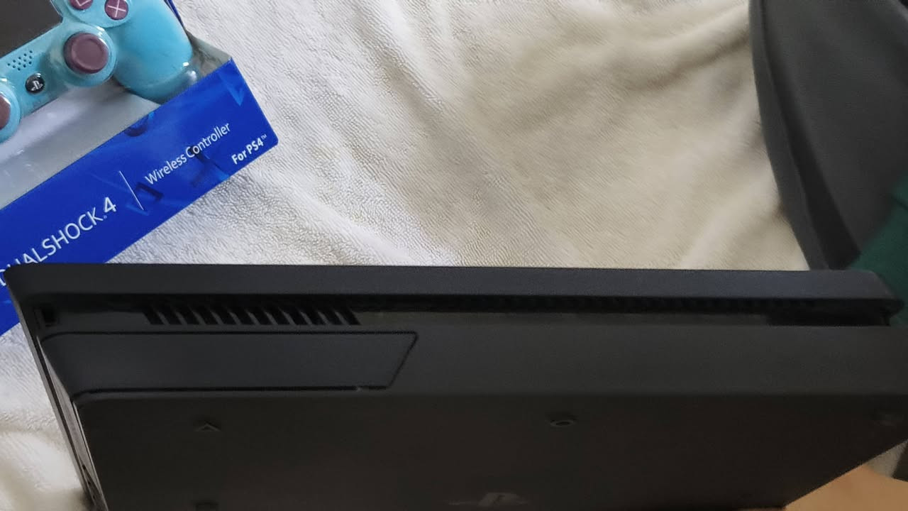 السلام عليكم بلي فور سلم نظيف جدا وياة 3 اقراص نظيفة و جديدة (FC2025  و gta5 و كاند بيست) و جوستك تجارية النظام موضح في الصورة و جهاز كامل قطعة نظيفة جدا السعر  و بي مجال255و بي مجال جهاز كامل


**إذا كنت صاحب هذا الإعلان وتريد حذفه لأي سبب، رجاءا أرسل رسالة إلى الدعم الفني**