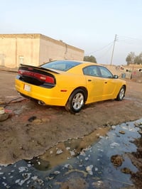 جارجر للبيع موديل 2014 الستفسار عله هاذ الرقم ‏‪07804795425‬‏