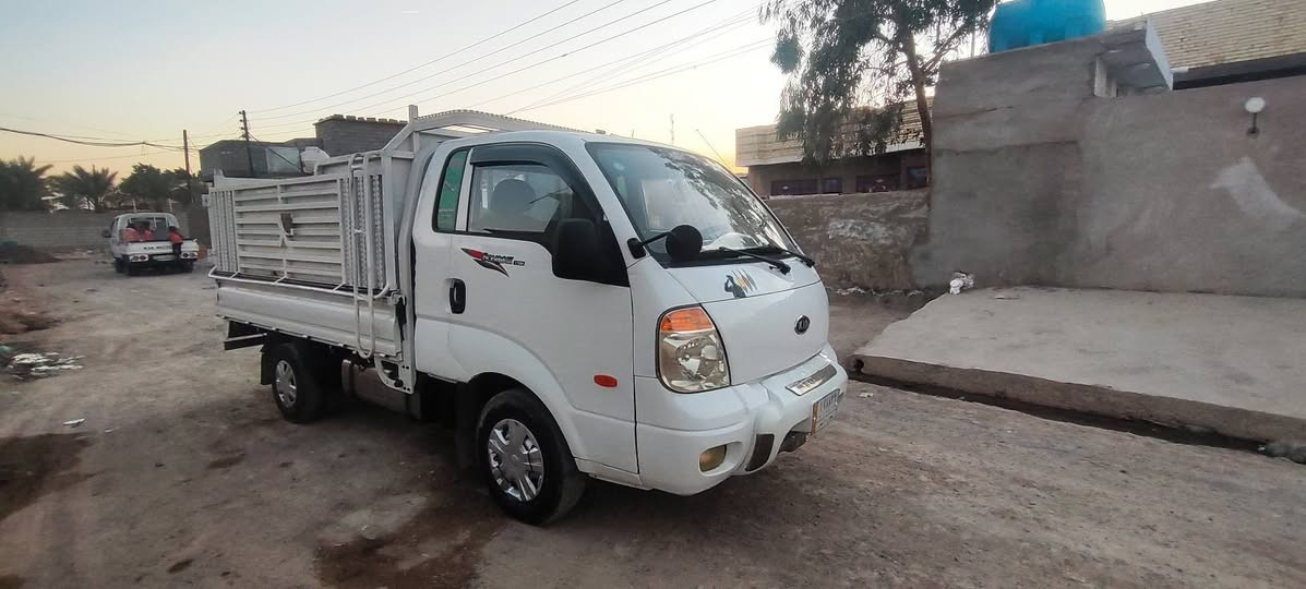 كيا مسكر موديل 2008محور بم ونوزل سياره مكفوله كفاله عامه السعر 95وبيها مجال العنوان بغداد المعامل الباويه ***********
