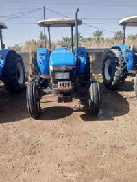 مكينة نيهولند • موديل ٨ • ديوانية لمهناوية