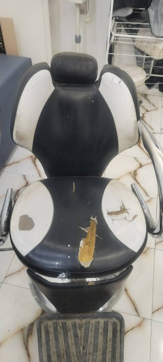 كراسي عدد 2ثنينهم ب100
بابل***********
