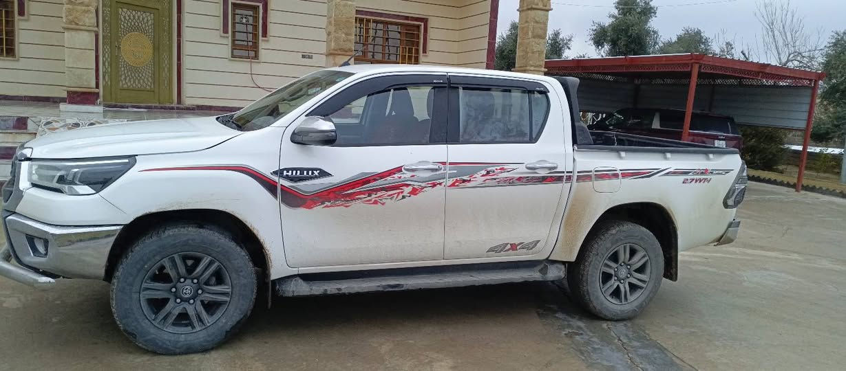 سلام عليكم
بيكم 21
كير عادي 
سياره سعوديه
ماشيه 165
بدون صبق
سياره سياره حيل حلوه 
رقم اربيل سنويهه لل 28
(اكتب رقم واحد يوصلك السعر) 
الاستفسار على الرقم ***********
***********
مكان السياره الشركاط
