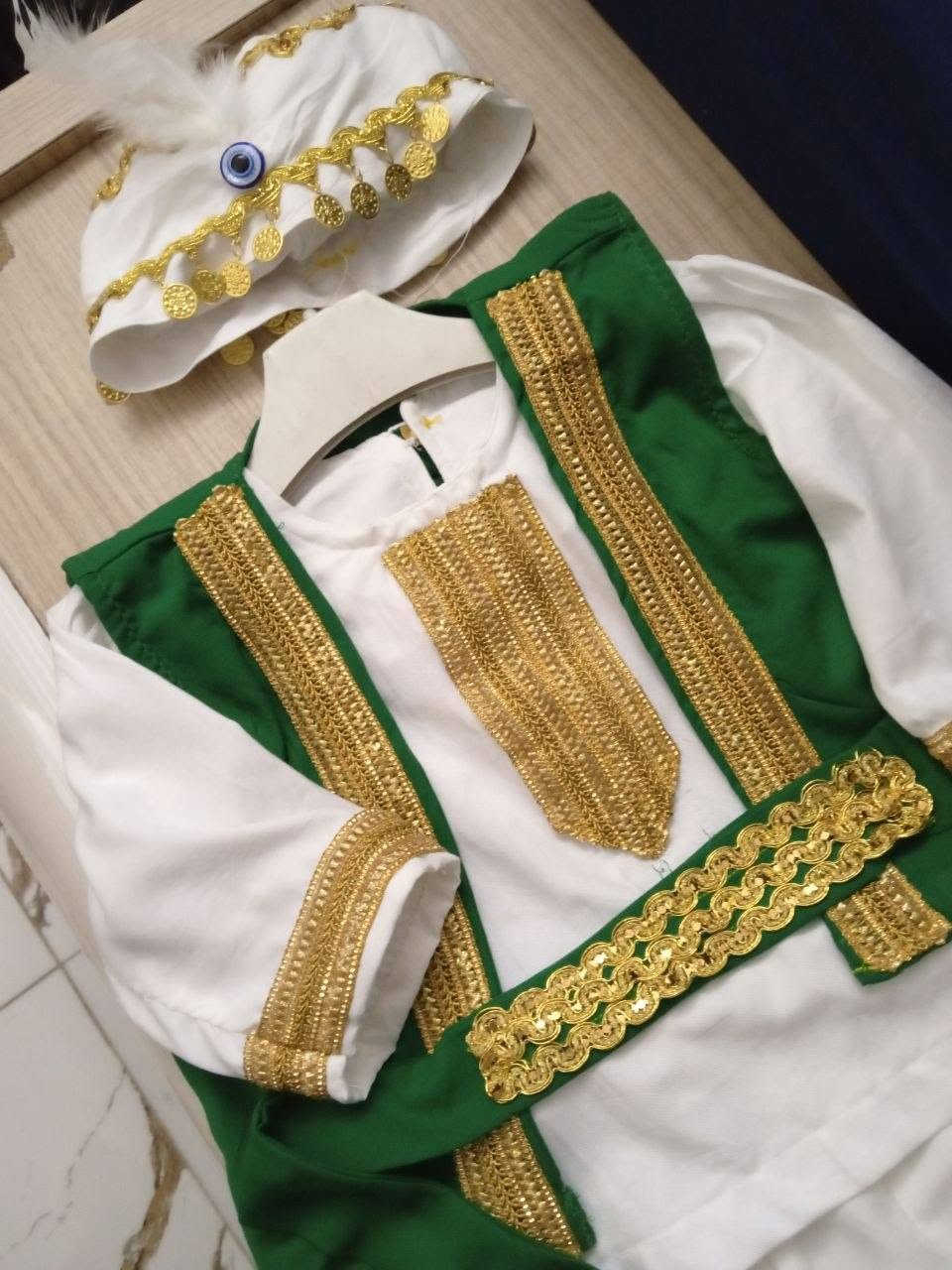 السلام عليكم اليوم الطلبيه نفنوف طفله و طقم ولادي.  عيوني يتوفر لدينا خياطه الامل لجميع الاعمار وللكبار ايضا الي يريد يتواصل خاص 🤍🤍 
السعر على حسب عمر الطفل او الشخص 💞


**إذا كنت صاحب هذا الإعلان وتريد حذفه لأي سبب، رجاءا أرسل رسالة إلى الدعم الفني**