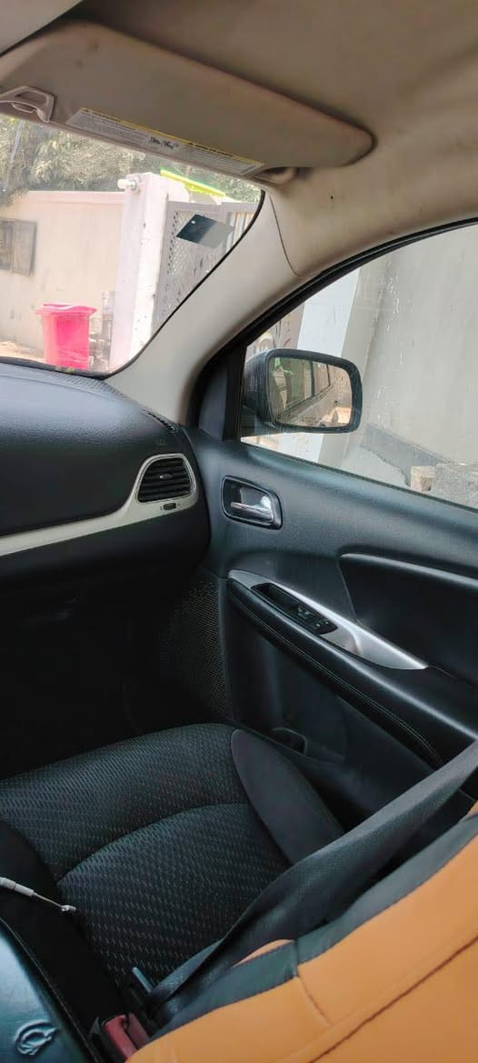 سلام عليكم جورني 2012 البيع 7 راكب قطعه وحده تبريد مكينه 2400 اربعه سلندر ضرر جامرلوغ امامي الايمن بدون دواخل رقم بغداد السعر 115وبيه مجال مكانه ديالى الاتصال ***********
