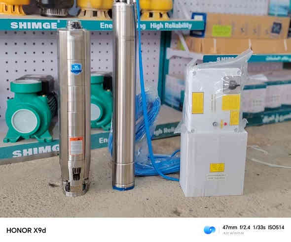 غطاس عامودي 5.5 حصان:
غطاس عامودي رفيع 
القوة الحصانية 5.5 hp
4 كور
4 بشارة ستيل 
الهيد 44 متر عامودي 
المخرج 3 أنج
كيبل 30 متر
كنترول بوكس 5.5 
220 V
ملف نحاس 100💯
السعر 540 الف💥
العنوان صلاح الدين سامراء شارع المتوكل 
الاستفسار ***********
