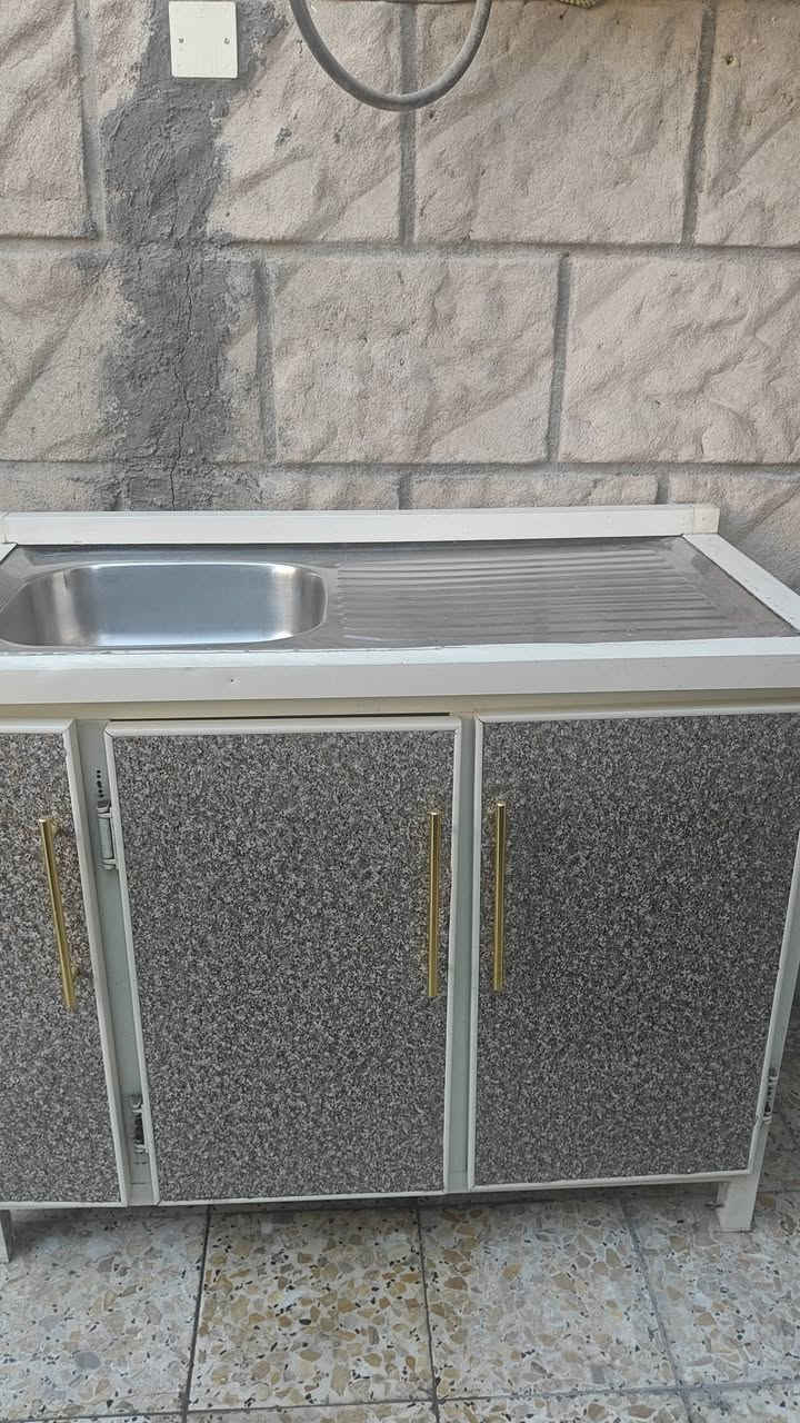 سنك للبيع 70 وبي مجال ومايكرو شغال بس باب مالته مكسور ب35 وبي مجال


**إذا كنت صاحب هذا الإعلان وتريد حذفه لأي سبب، رجاءا أرسل رسالة إلى الدعم الفني**