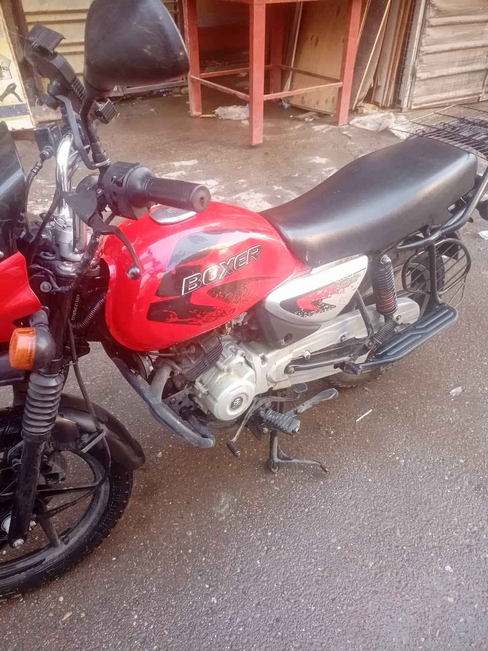 السلام عليكم دراجه بوكسر جبلي لبيع موديل 22نازله بل 23مرقمه بغداد تحويل مباشر مكينه ناعمه لاتبخير ولا تنقيص ولا نصوح باقي على استلام لوحات كلشي مدفوع السعر مليون 900وبيه مجال مكاني بغداد اتصال ***********
