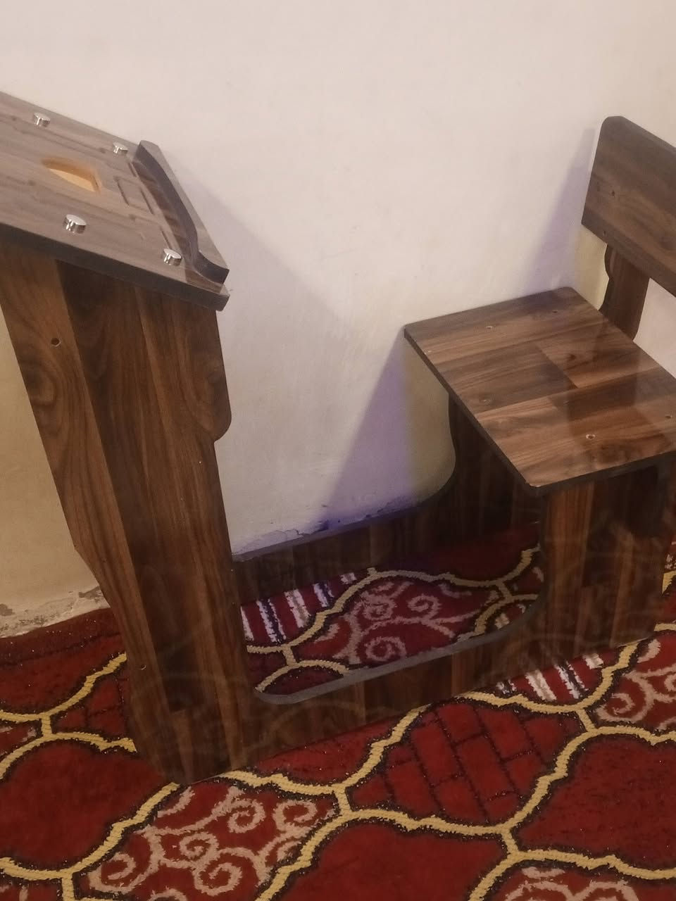 كرسي صلاة للبيع السعر 45 ويه التوصيل احسن نوعيه بل سوك ***********
