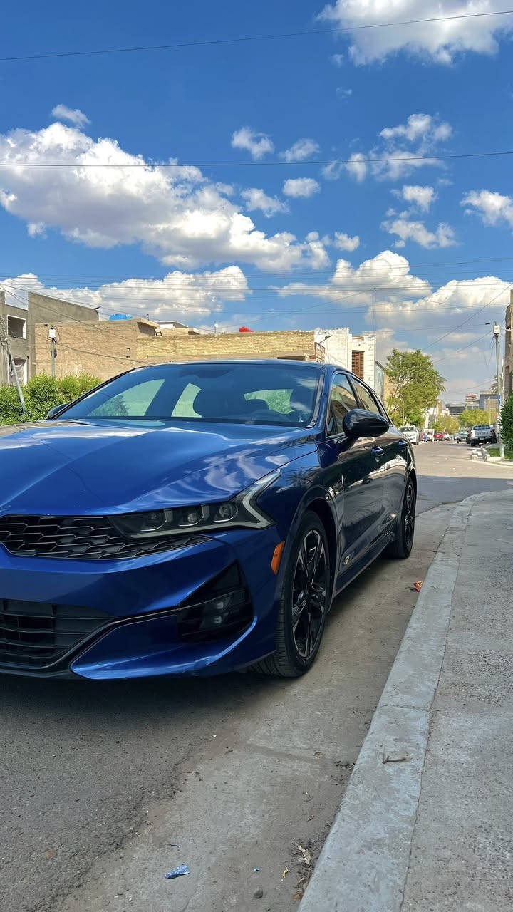 سلام عليكم  K5 GT line موديل 2022  1.6 توربو فول للاخير بنوراما و 3 عدسات لون جويتي ماشيه 47 الف حادثها جاملغ جهة السايق وحافة البنيد بدون ايرباك صور الحادث والسونار موجودات رقم بغداد بأسمي
مكاني بغداد الاعظمية  السعر 188 وبي مجال بسيط   ***********

بصمه
بنوراما
تشغيل عن بعد مع التبريد
الاضاءة الداخلية ايماء يعني بدون لمس مجرد تقرب ايدك
شحن هاتف لاسلكي 
قياده ذاتيه ؏ الخطوط السريعه
هاند بريك بصمه 
ابل كار بلي و اندرويد اوتو 
مثبت سرعه 
نضام ABS
مانع انزلاق
حساس أطارات 
بك لايت ليد
شاشة الكبيرة
سماعات شركة Kia
كشافات امامي
شاشه اعطال
ويل كروم لونين
رادارات امامي وخلفي 
مراقبة النقطة العمياء
رادار الخطوط البيضاء 
اشاير بالمري
كشنات جلد احمر اسود
مقعد للسائق قابل للتعديل كهربائياً
لايتات ‏3 عدسات 
نضام قياده أيكو + سبورت +سمارت +نورمال
بلوتوث + aux + usb
فول تحكم ستيرن
كير أوتو + عادي
اوتو بريك 
‏ ‏الخريطة🗺📍
Led + زينون + كشافات 
السياره فول رادرات
‏AUTO Hold
تصميم خارجي رياضي
نظام الملاحة
مصابيح خلفية LED
مصابيح ضباب LED

عليها انارة داخلية الياف اصلية محيطية دشبول و 4 بيبان تكدر تغير اي لون من التليفون براحتك
