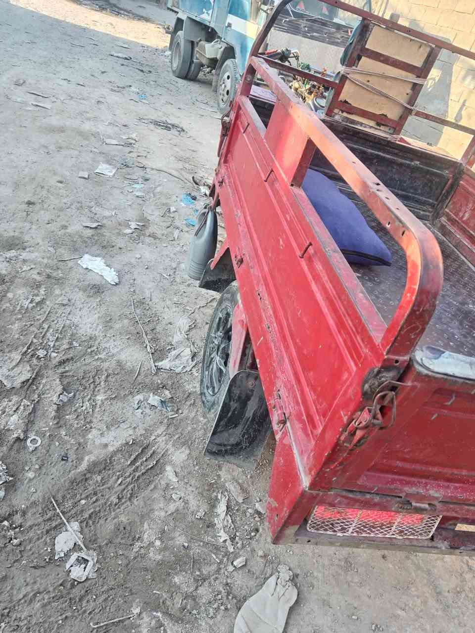 السلام عليكم ستوته للبيع موديل 16 كم رقمه لوحتين الماني ***********
