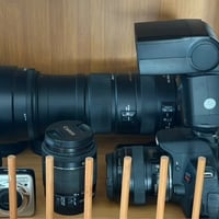هذا باكيج للبيع - camera canon T5i  - Lens canon 18-55mm - Lens Canon ...