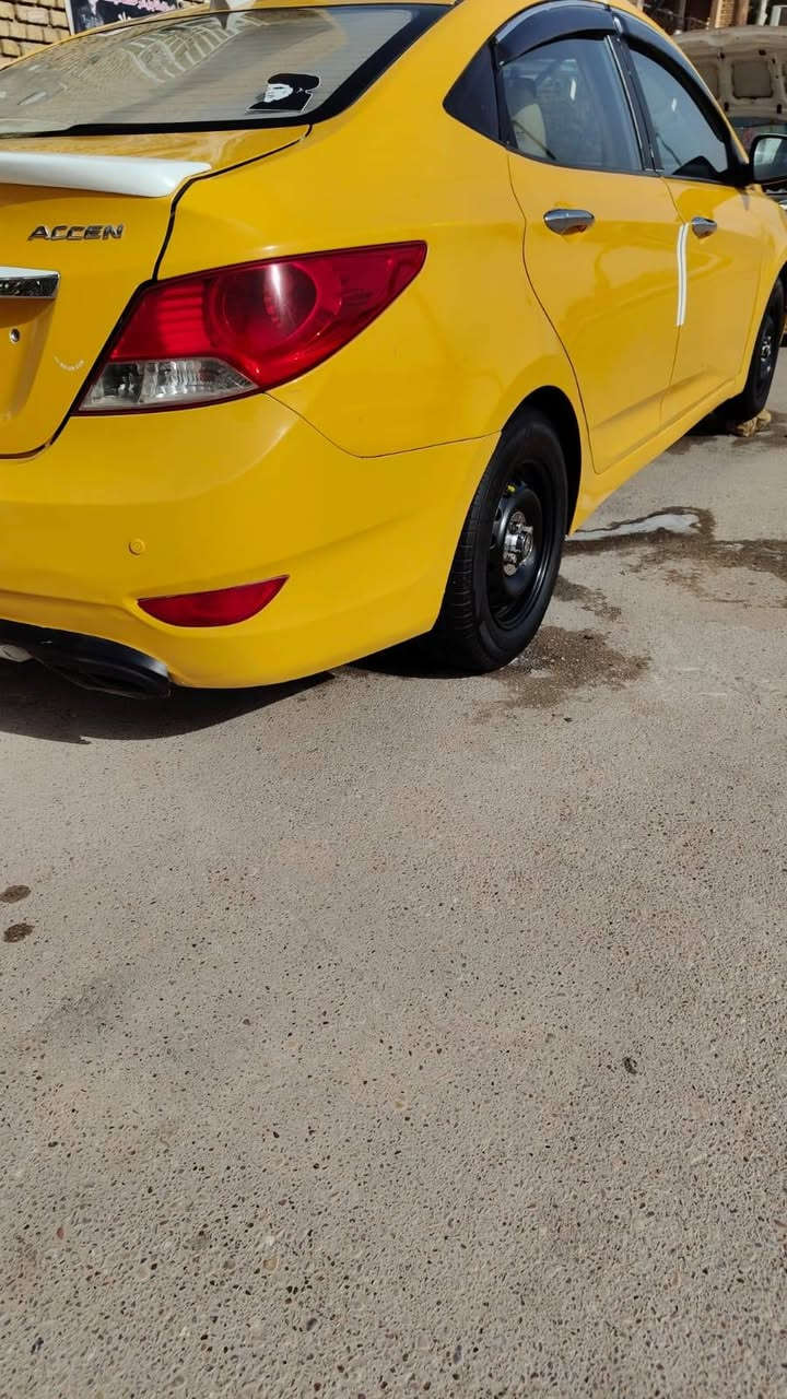 اكسنت م2011خليجي رقم كربلاء سياره فول موصفات فتحه اشاره  بل مرائ تحكم جهتين بلاجكتور مكينه1600 سياره جاهزه السعر83وبيه مجال تبديل باب خلفي وقبق الصندوك فقط مكان السيارة ناصريه مركز م***********
